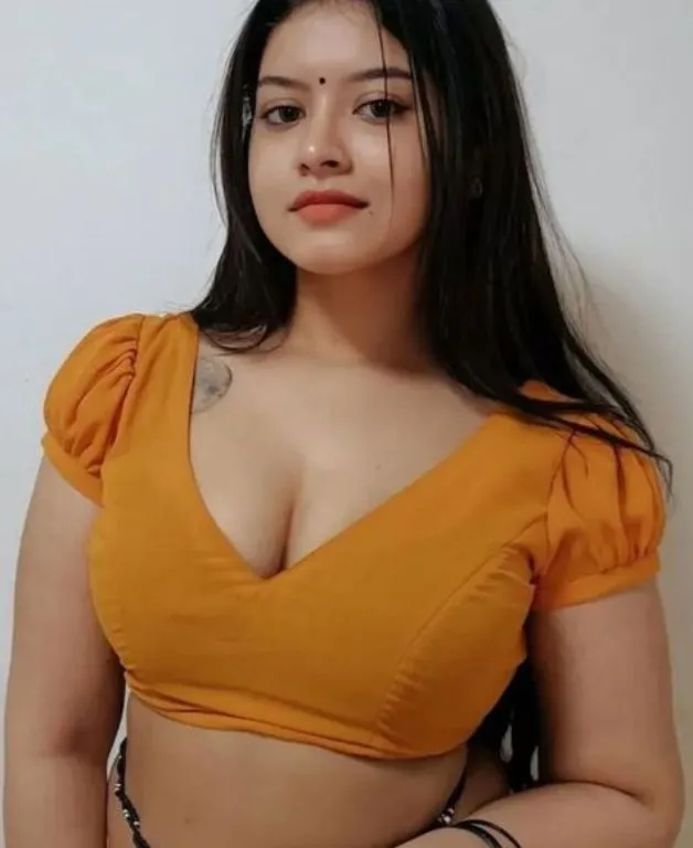 Poonam Agarwal - Premium Housewife Call Girl in Pune |COD